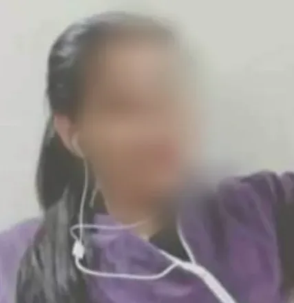 Amina, 39 años